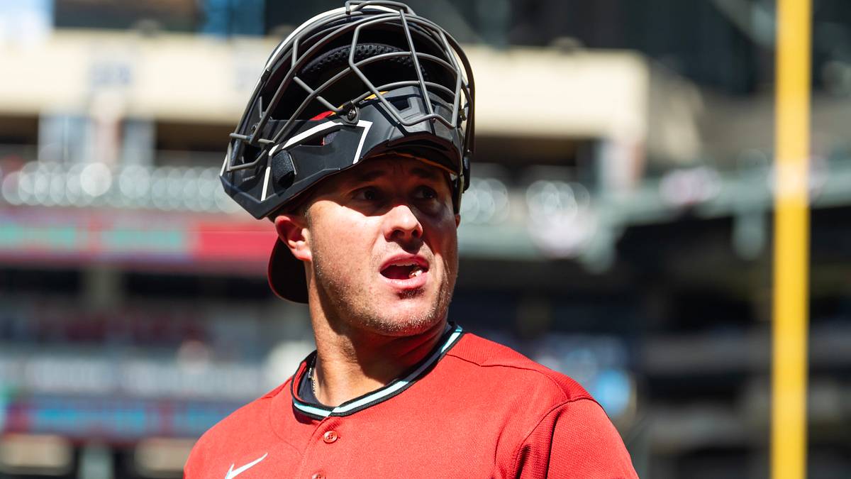 James McCann Activated; D-backs Bolster Catching Depth as Adrian Del Castillo Is Optioned
