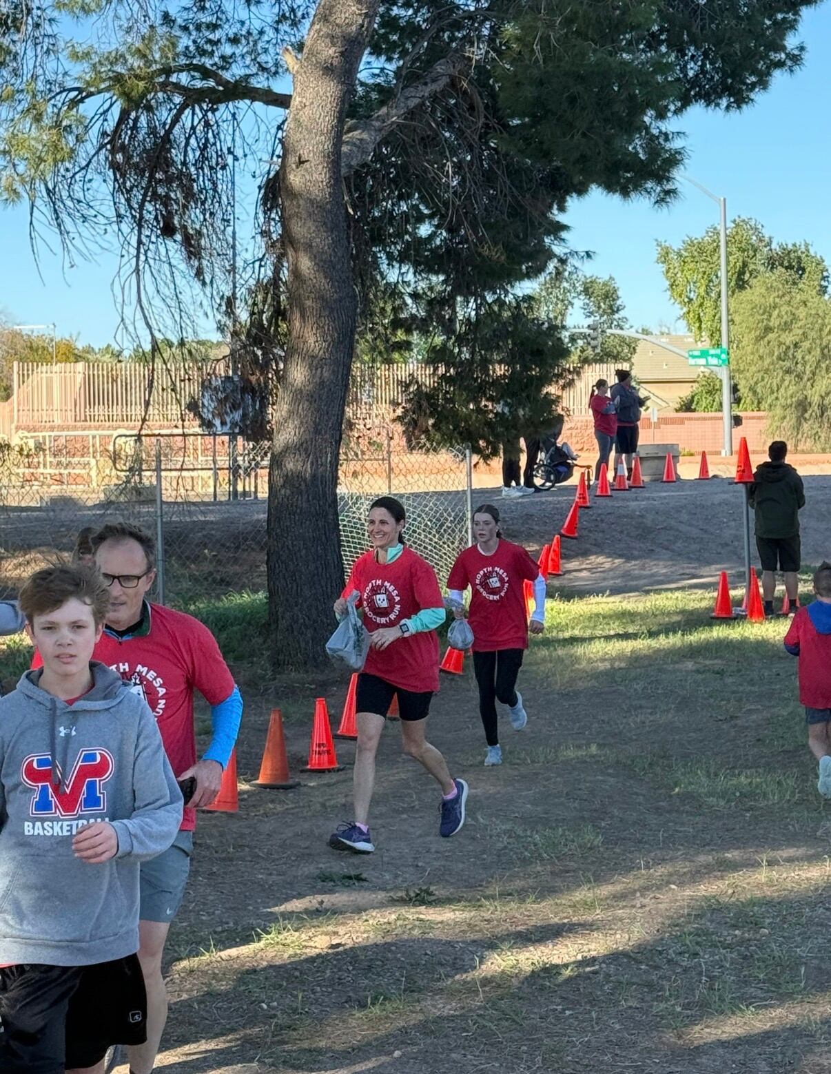 Arizona stakes turn community 5Ks into large-scale food drives